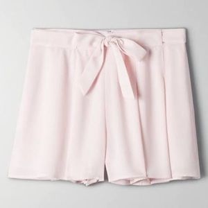 Aritzia westley short pink size 4
